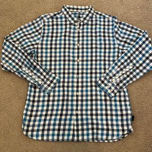 Men’s The North Face button down shirt